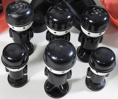 Lot 16 - A large collection of Homepride McDougall Fred flour shakers and containers