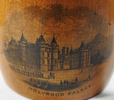 Lot 464 - A collection of Mauchline ware