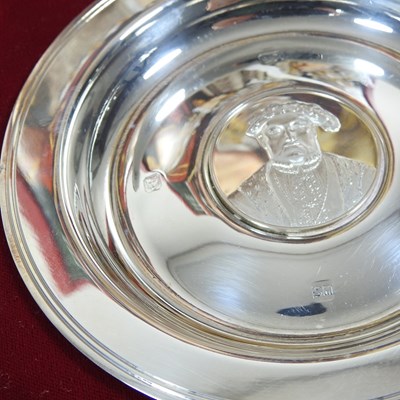 Lot 9 - A modern limited edition silver King Henry...