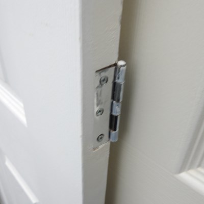 Lot 26 - A collection of white painted interior doors