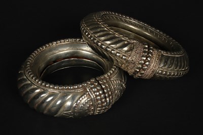 Lot 64 - Five Berber white metal wedding bangles