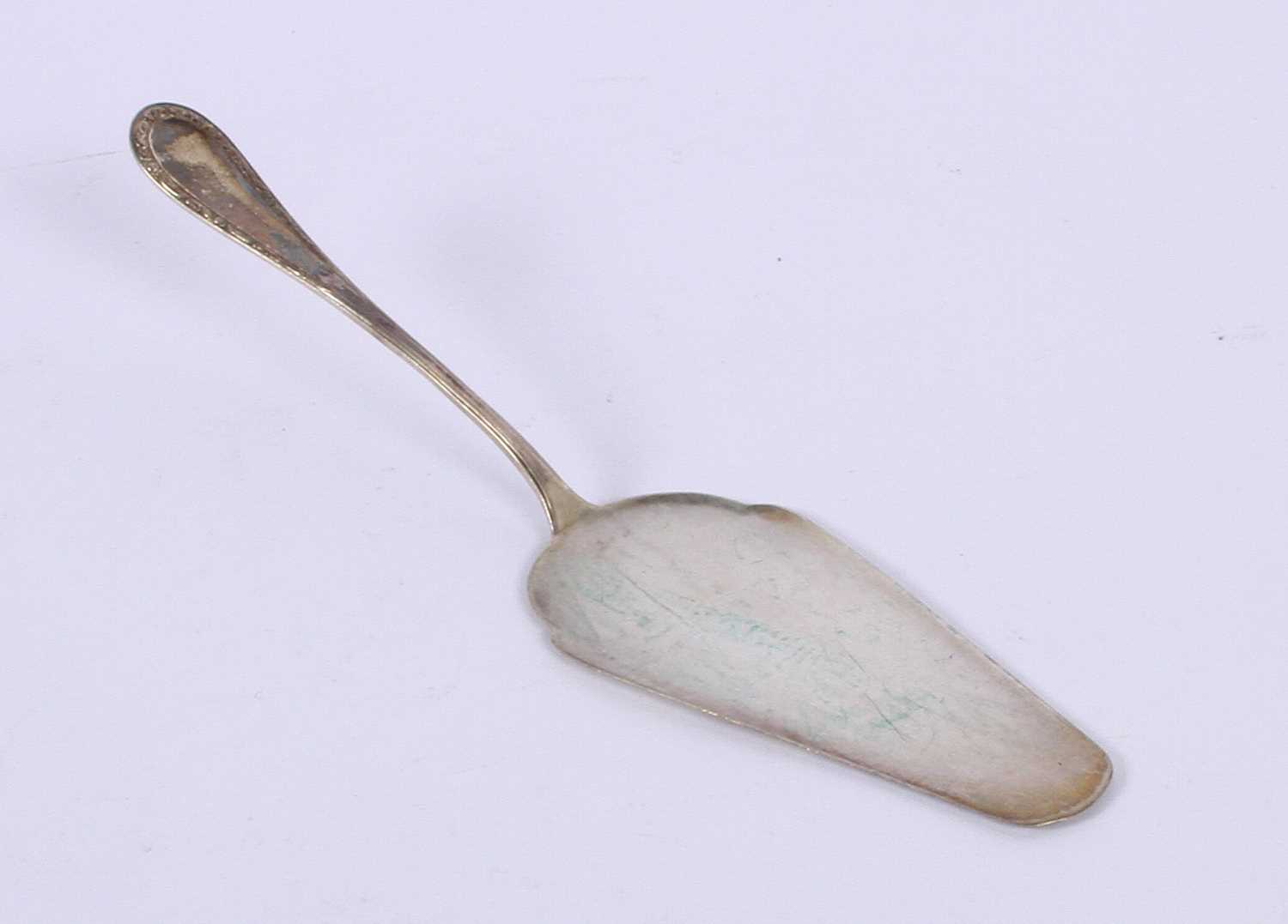 Lot 70 - A continental silver cake slice/server,...