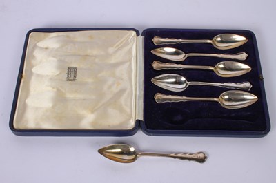 Lot 58 - A set of six George V silver spoons, London...