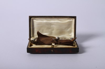 Lot 17 - A 1940s ladies Rolex Precision manual wind...