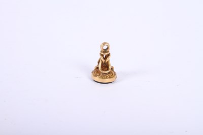 Lot 1 - A 15 carat gold bloodstone seal, vacant seal,...