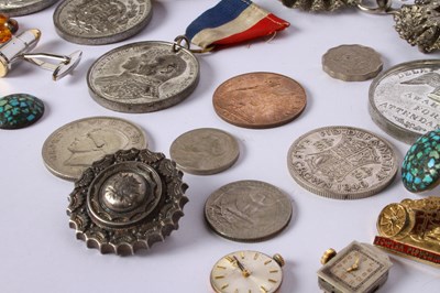 Lot 41 - A collection of silver and white metal...