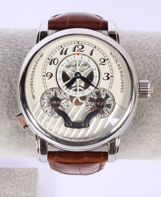 Lot 43 - A gentleman's wristwatch, with a brown leather...