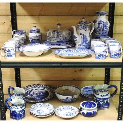 Lot 483 - A collection of Copeland Spode Italian pattern...