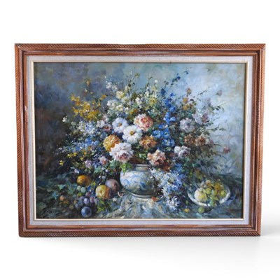 Lot 171 - Continental school, 20th century, still life...