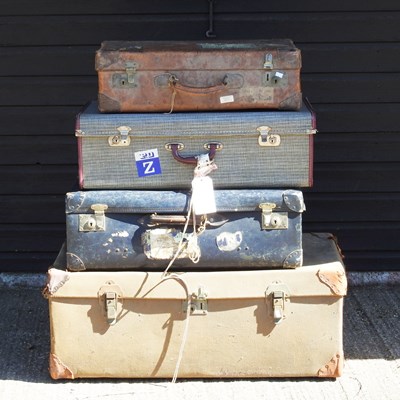 Lot 744 - A collection of four vintage cases (4)