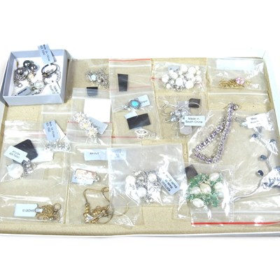 Lot 446 - A collection of modern silver and costume...