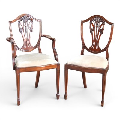 Lot 726 - A set of eight reproduction Hepplewhite style...