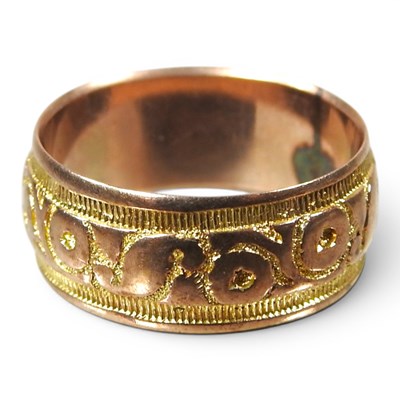 Lot 356 - An early 20th century 9 carat textured gold...