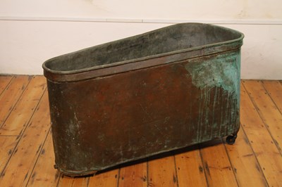 Lot 507 - A 19th century copper bath tub, 71x58cm.