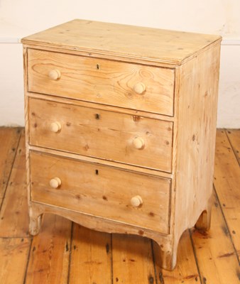 Lot 562 - A 19th century pine chest of drawers, w. 69cm.