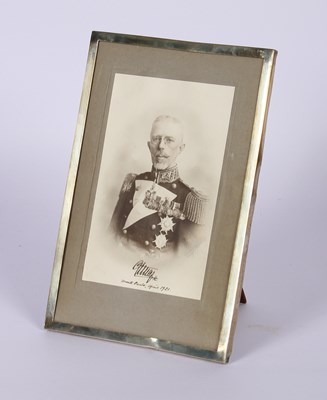 Lot 342 - A signed photograph of King Gustav V of Sweden,...