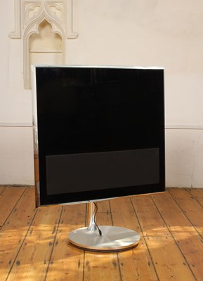 Lot 530 - A Bang and Olufsen flatscreen television, on a...