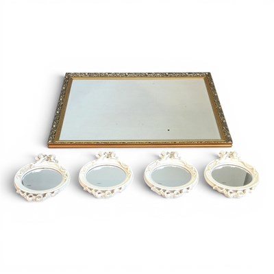 Lot 673 - A large gilt framed wall mirror, 112 x 87cm,...