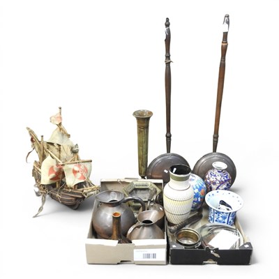 Lot 452 - A collection of metalwares and ceramics, to...