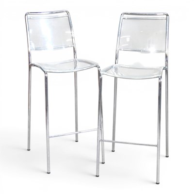 Lot 261 - A pair modern Lucite bar stools, with a...